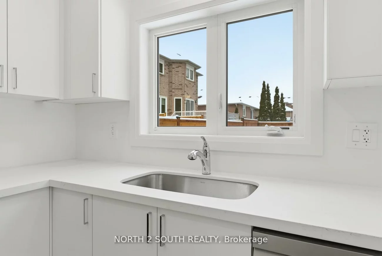 30, Virro, West Woodbridge, Vaughan