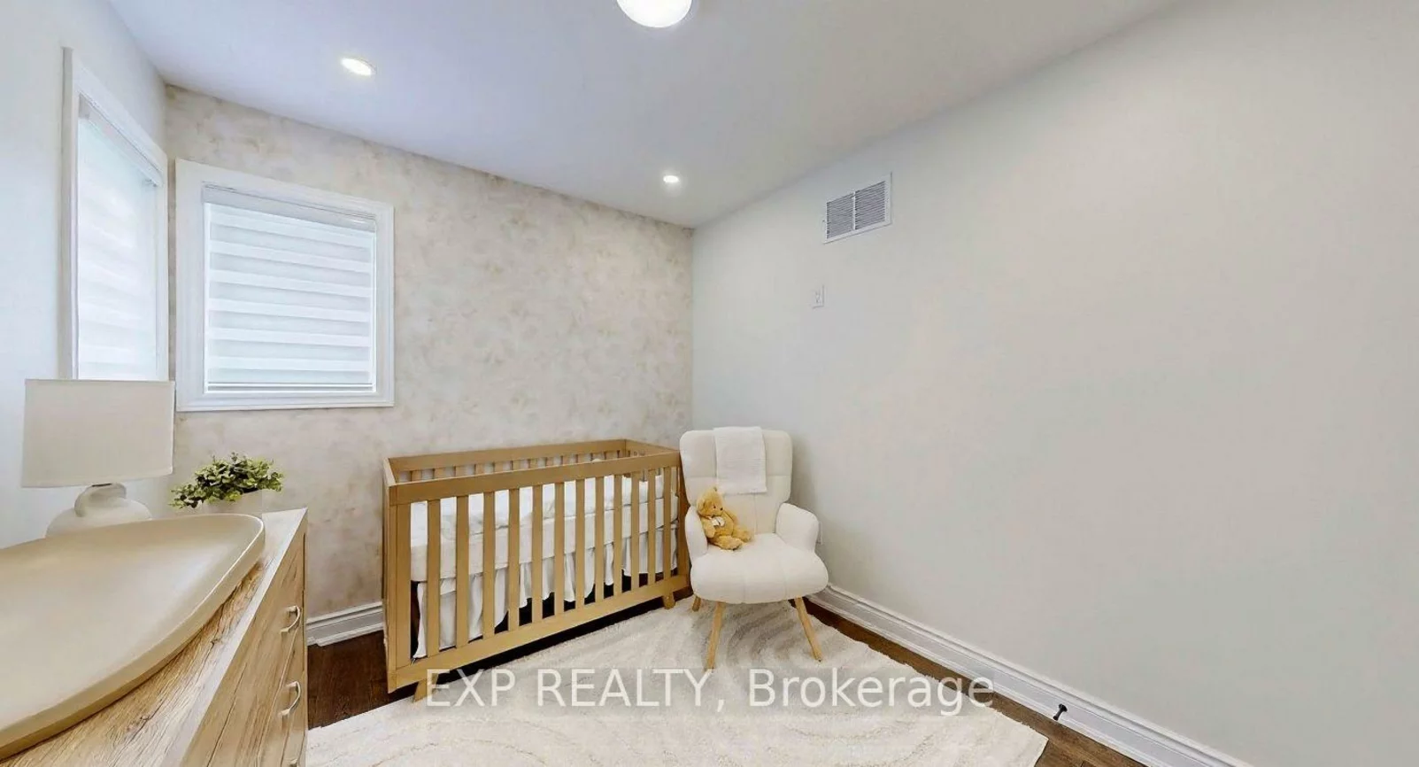 11, Martina, Vellore Village, Vaughan