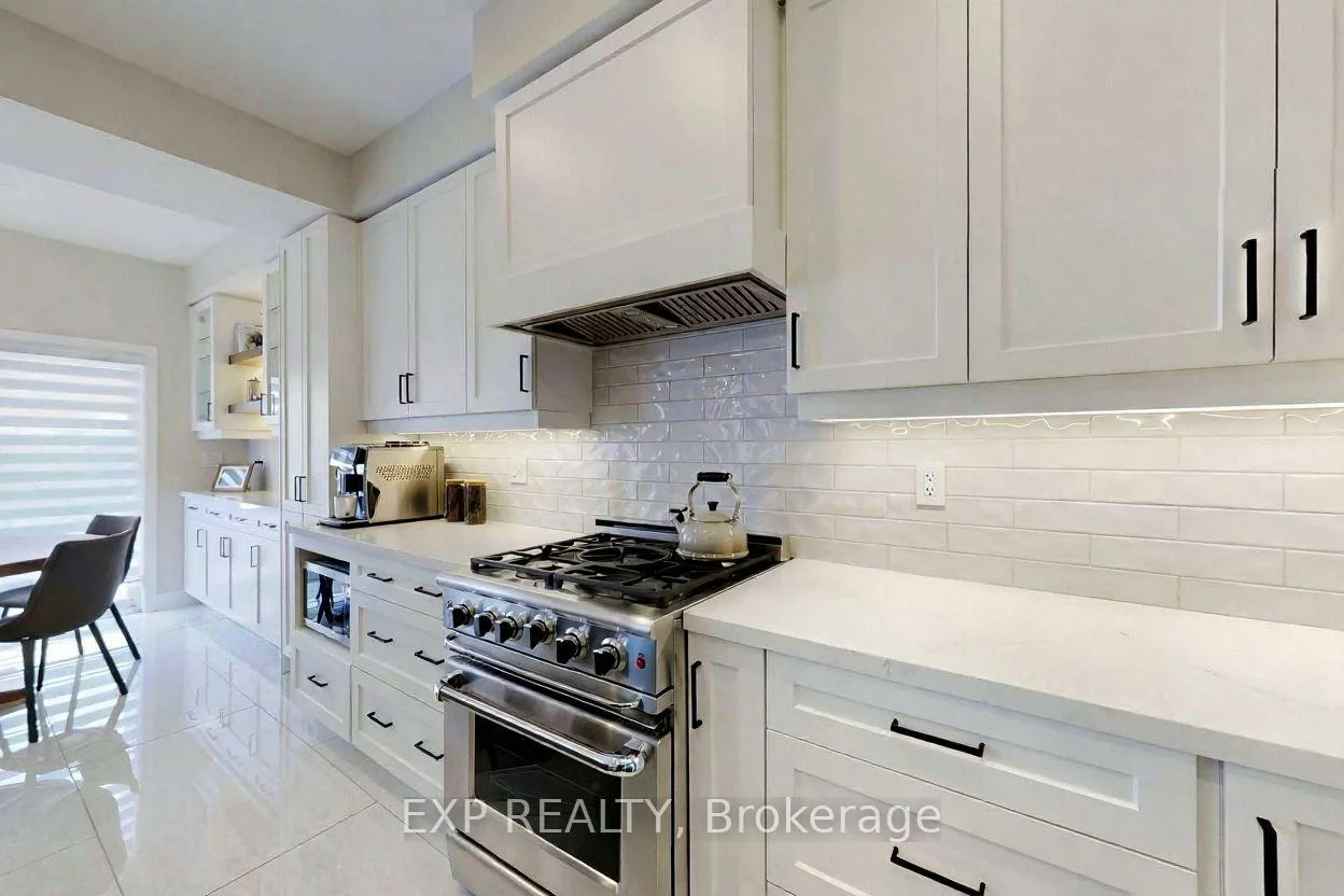 11, Martina, Vellore Village, Vaughan