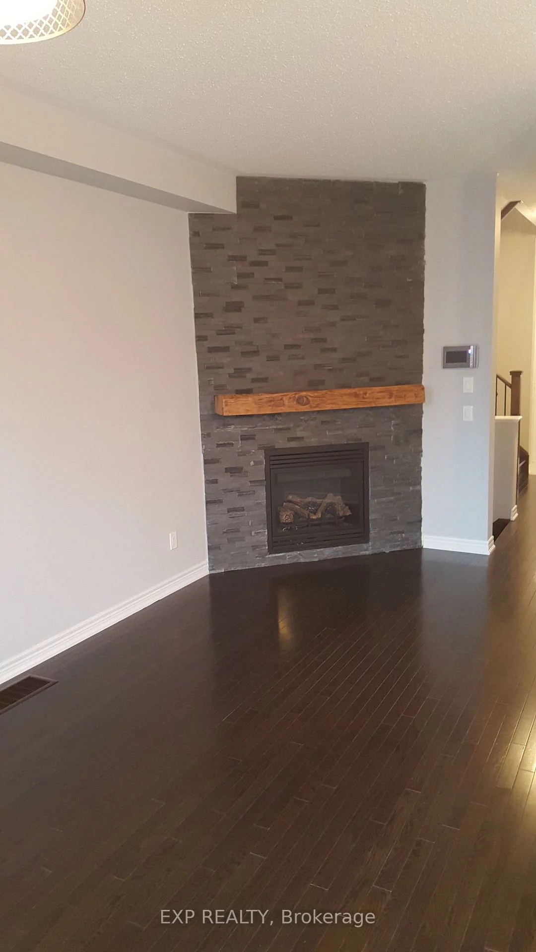 30, Isherwood, Vellore Village, Vaughan