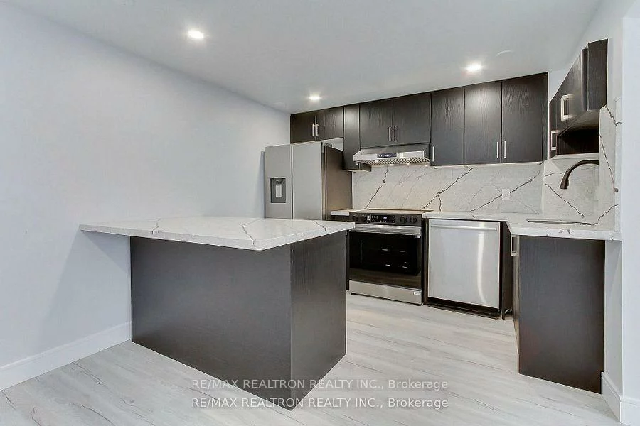 31, Goodman, Maple, Vaughan