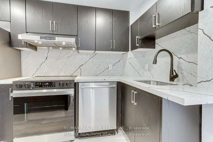 31, Goodman, Maple, Vaughan