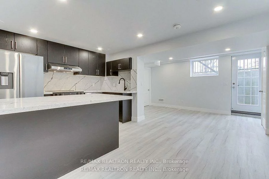 31, Goodman, Maple, Vaughan