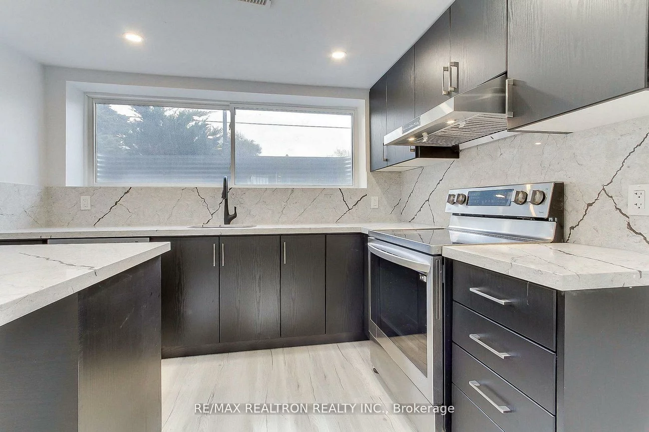 31, Goodman, Maple, Vaughan