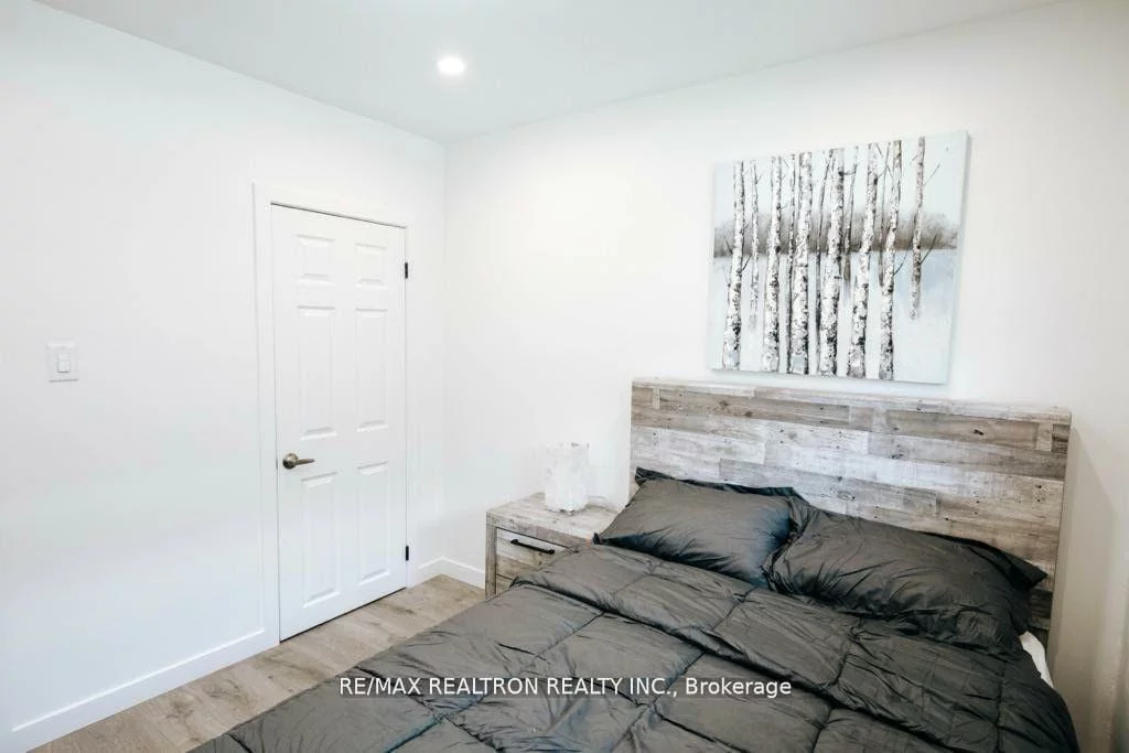 31, Goodman ( Main Floor), Maple, Vaughan