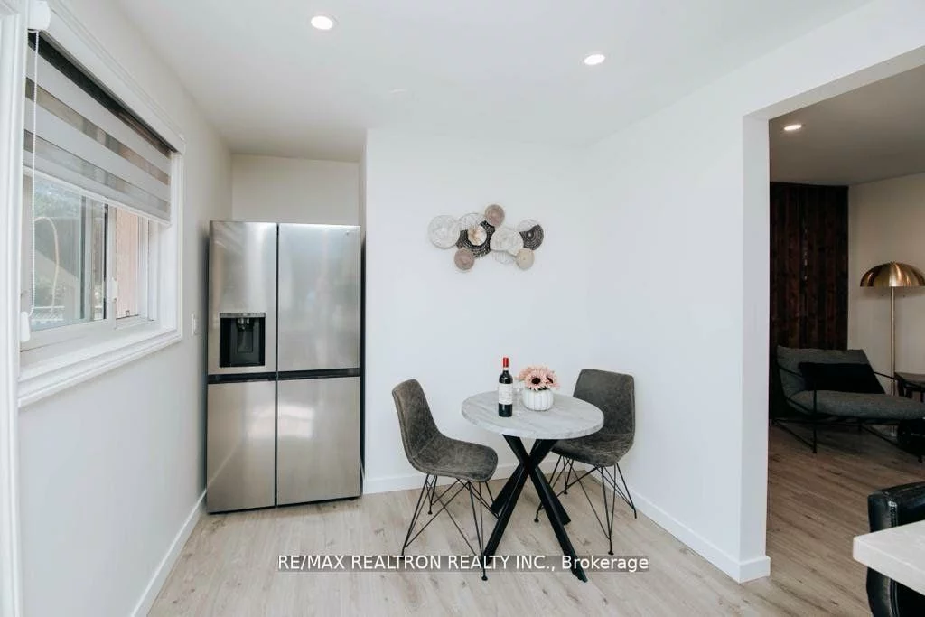 31, Goodman ( Main Floor), Maple, Vaughan