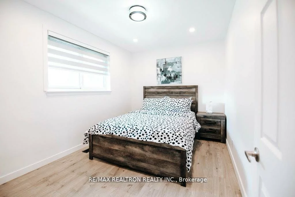 31, Goodman ( Main Floor), Maple, Vaughan