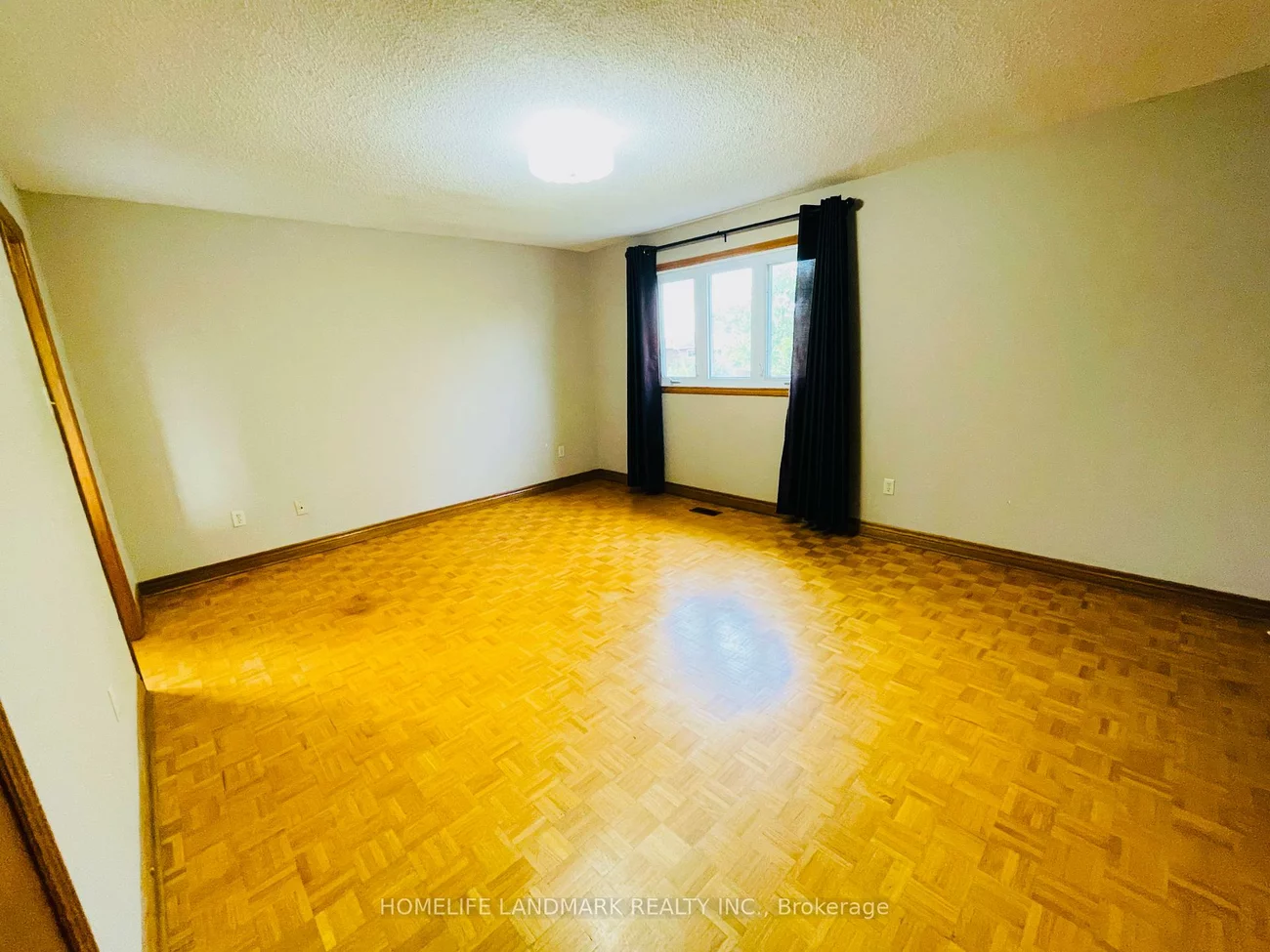 121, Harmonia, West Woodbridge, Vaughan
