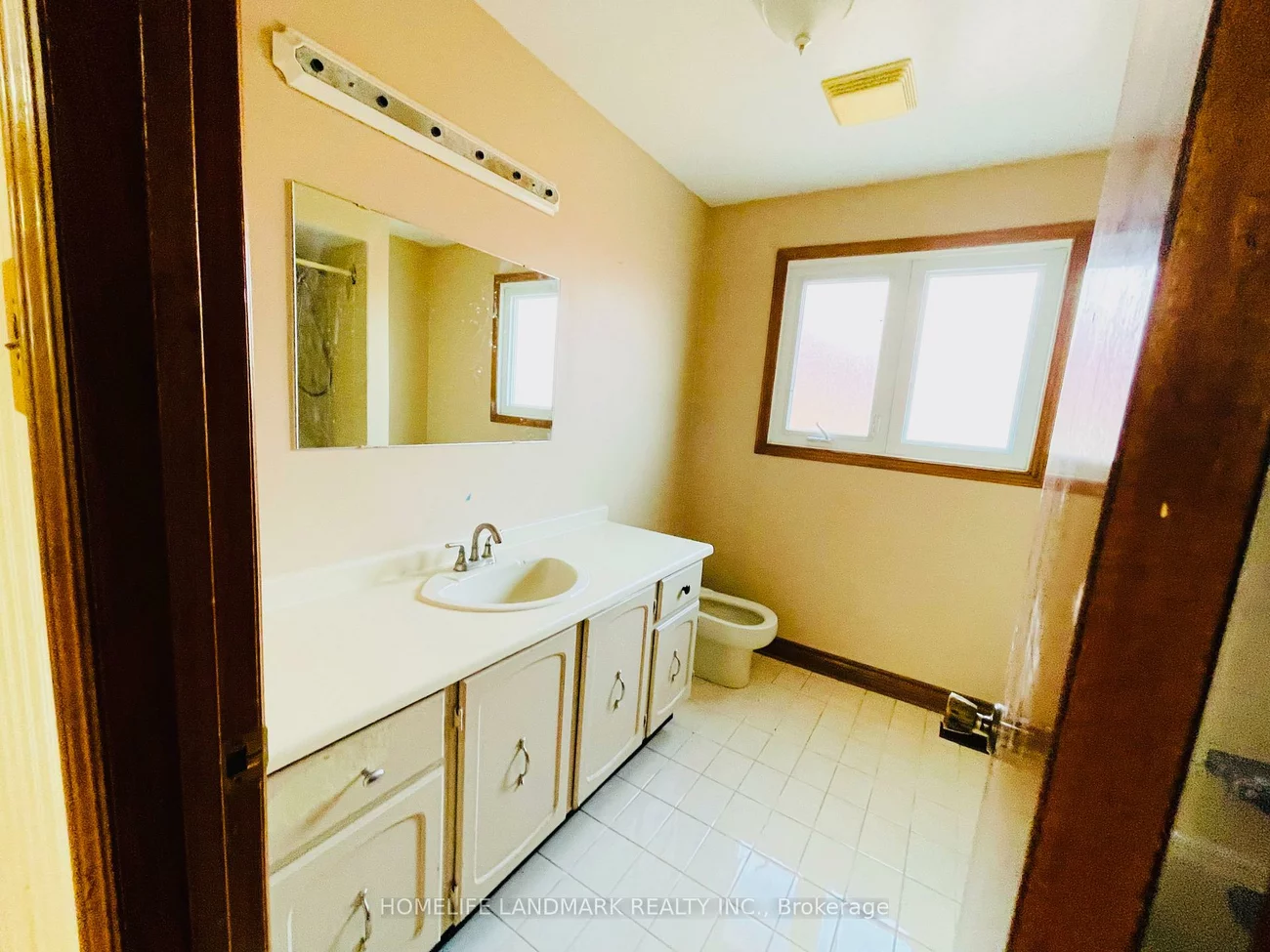121, Harmonia, West Woodbridge, Vaughan