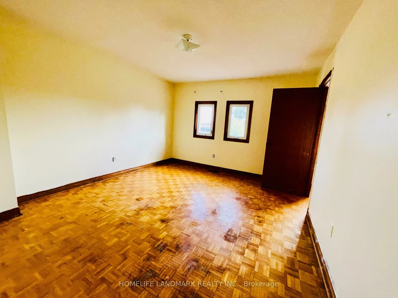 121, Harmonia, West Woodbridge, Vaughan