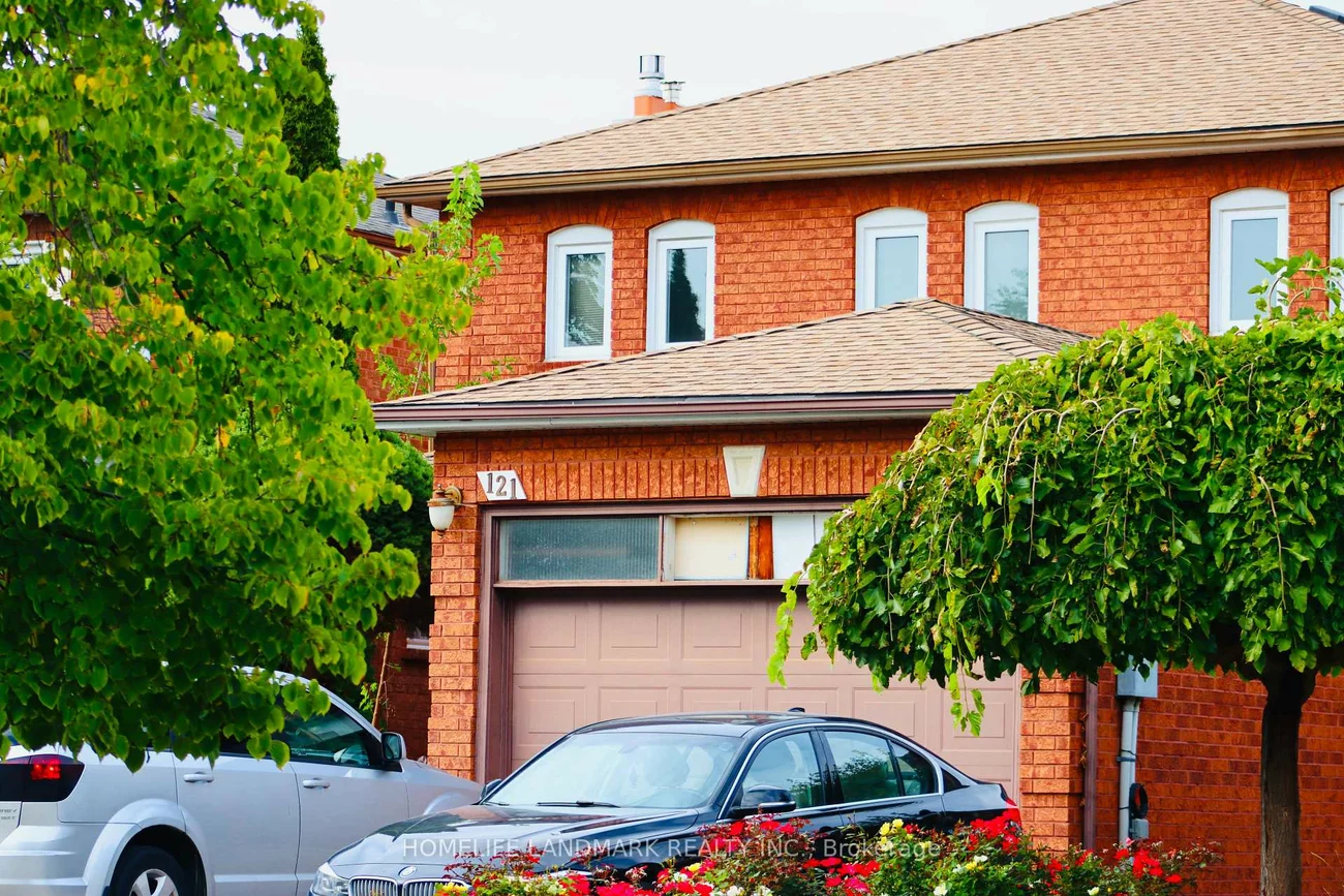 121, Harmonia, West Woodbridge, Vaughan
