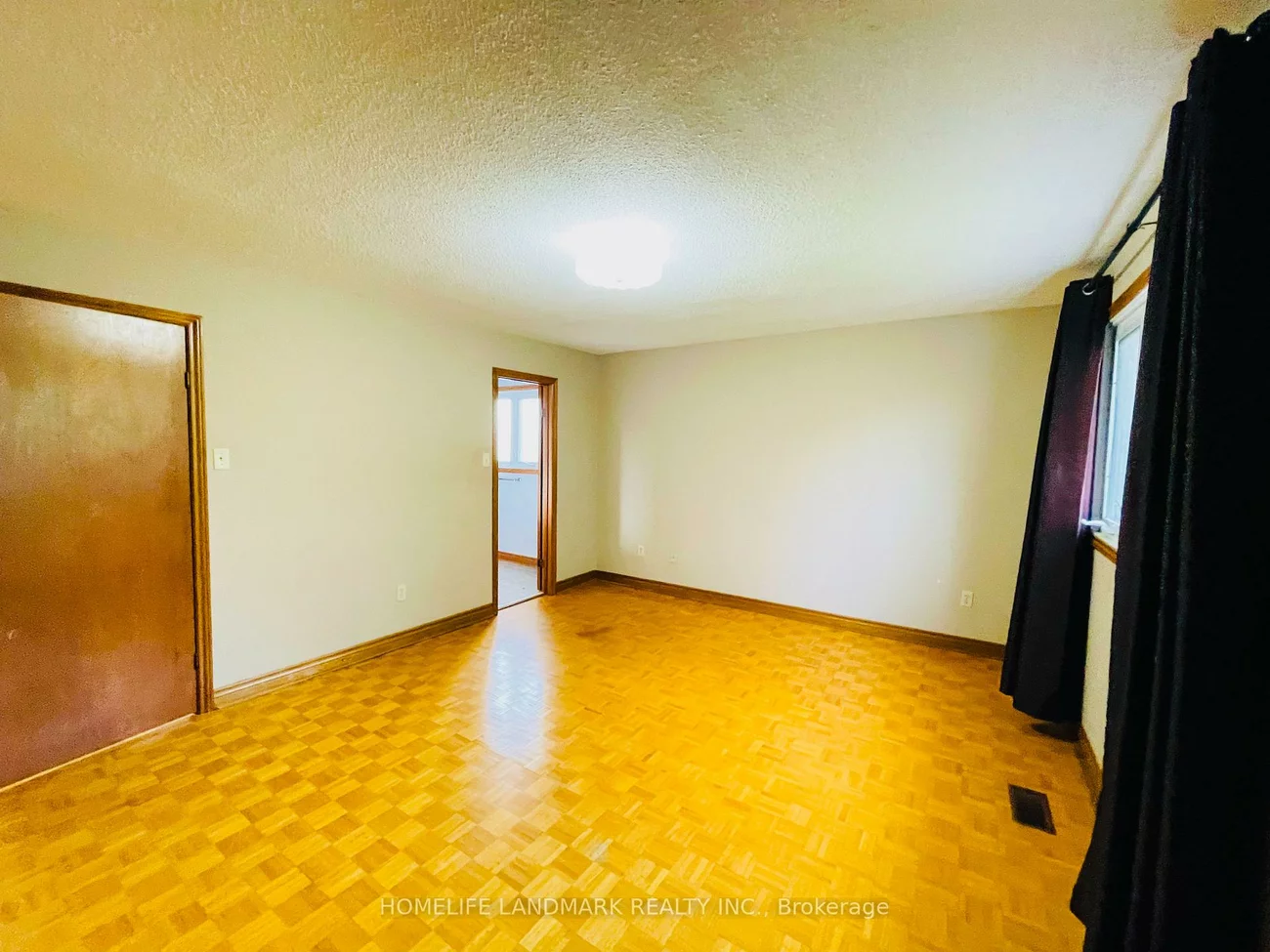 121, Harmonia, West Woodbridge, Vaughan