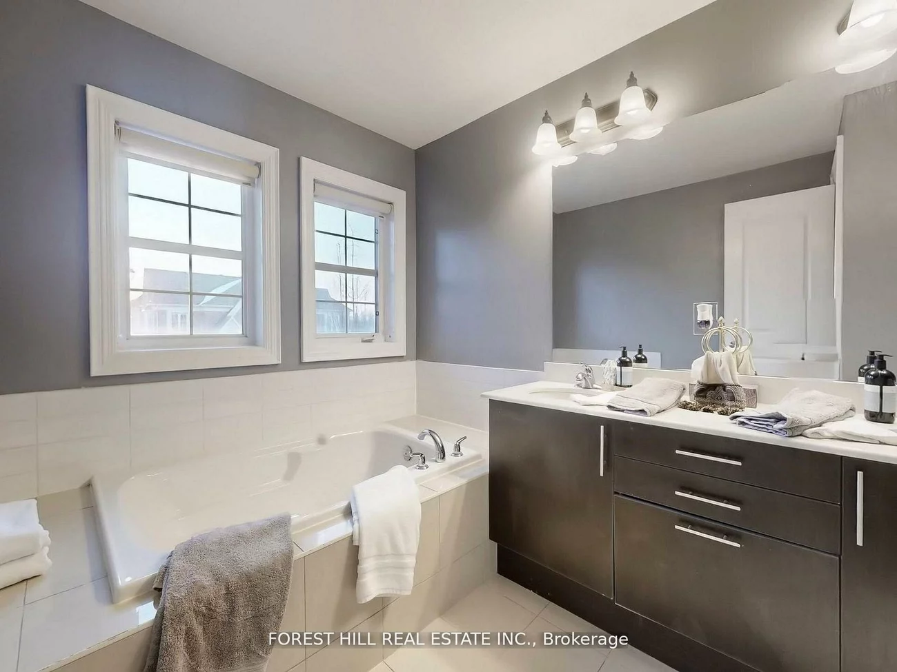 41, Poetry, Vellore Village, Vaughan