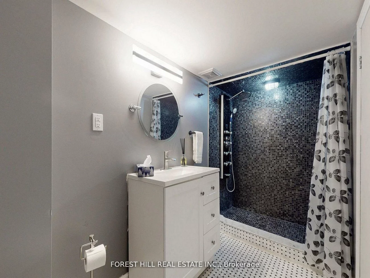 41, Poetry, Vellore Village, Vaughan