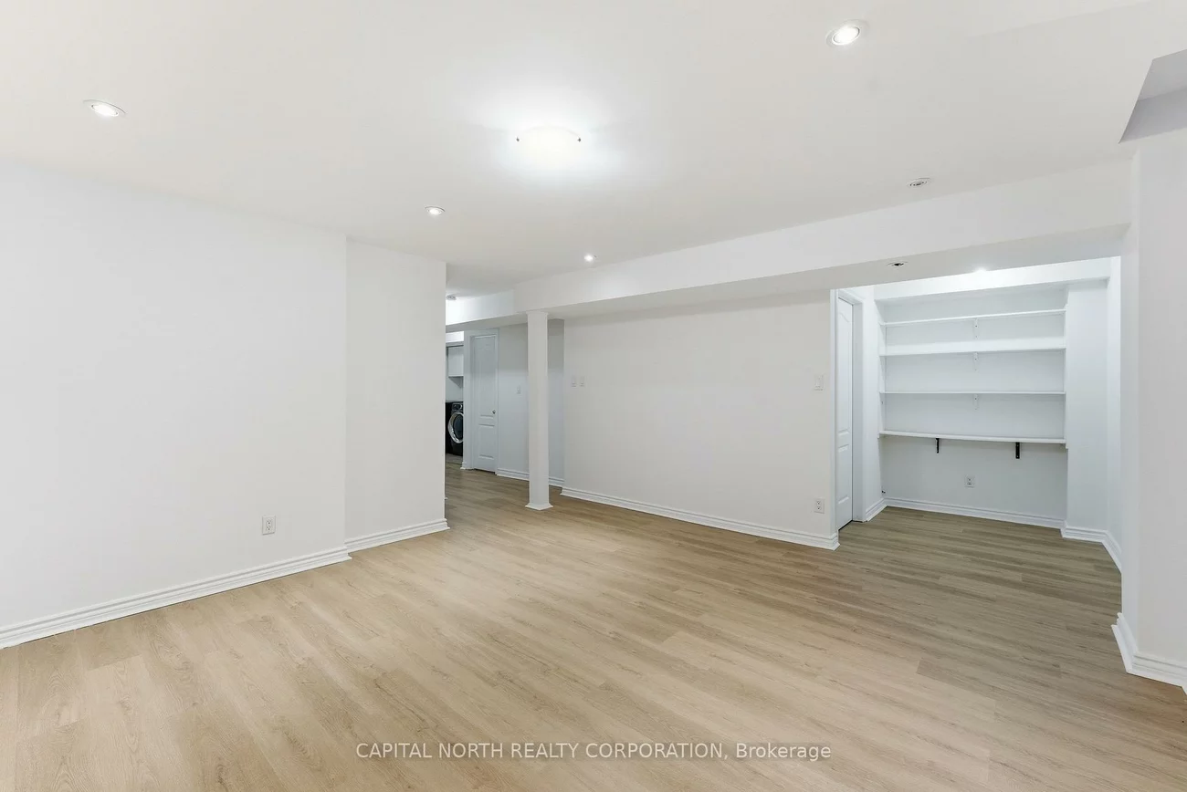 74, Bullrush, Vellore Village, Vaughan