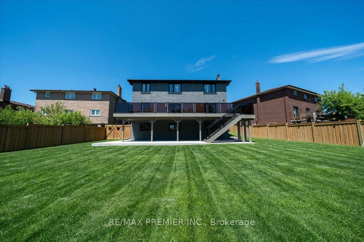 157, Jeanne, East Woodbridge, Vaughan