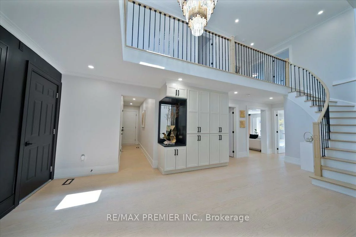 157, Jeanne, East Woodbridge, Vaughan