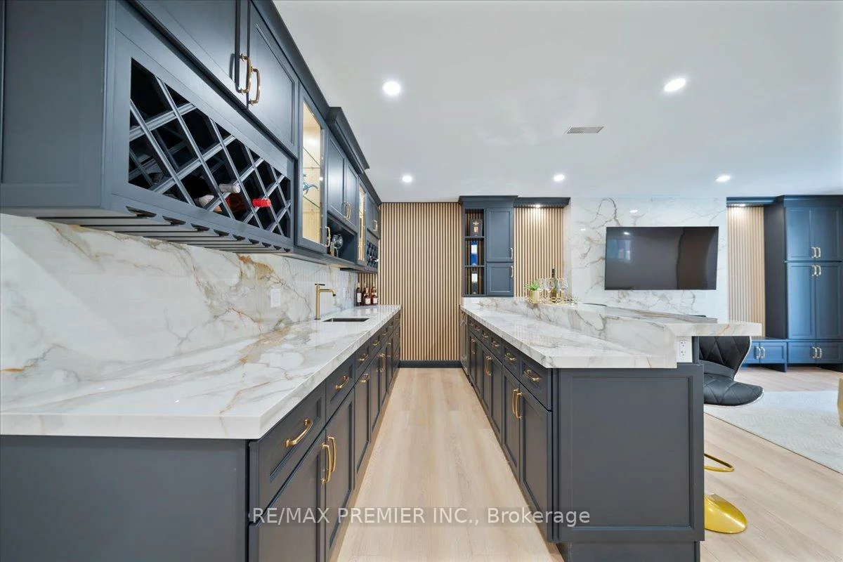 157, Jeanne, East Woodbridge, Vaughan