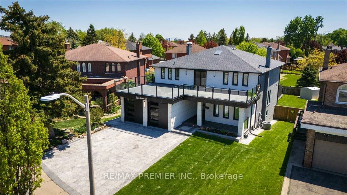 157, Jeanne, East Woodbridge, Vaughan
