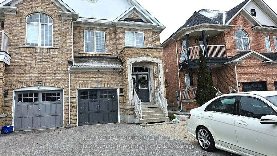 42, Ozner, Vellore Village, Vaughan