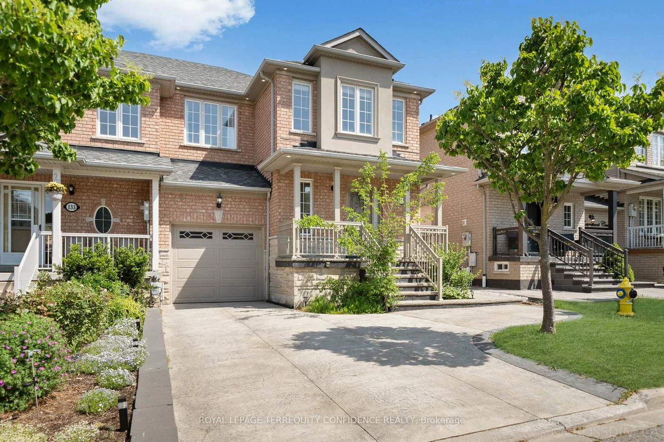 131, Laurelhurst, Vellore Village, Vaughan