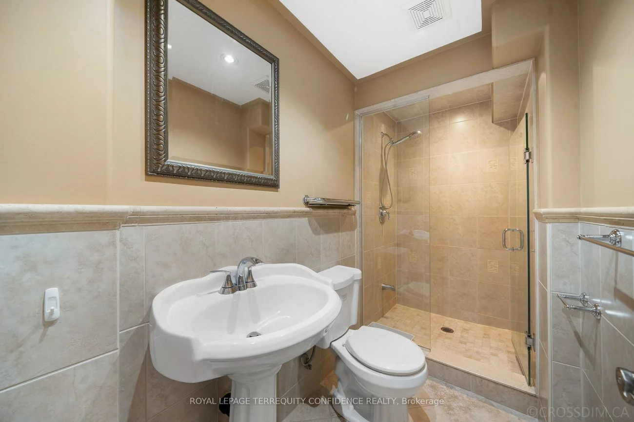 131, Laurelhurst, Vellore Village, Vaughan