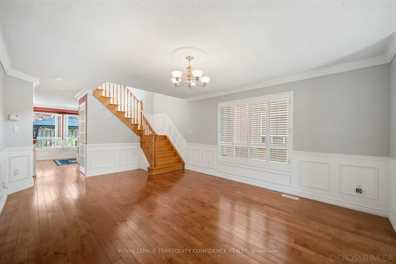 131, Laurelhurst, Vellore Village, Vaughan