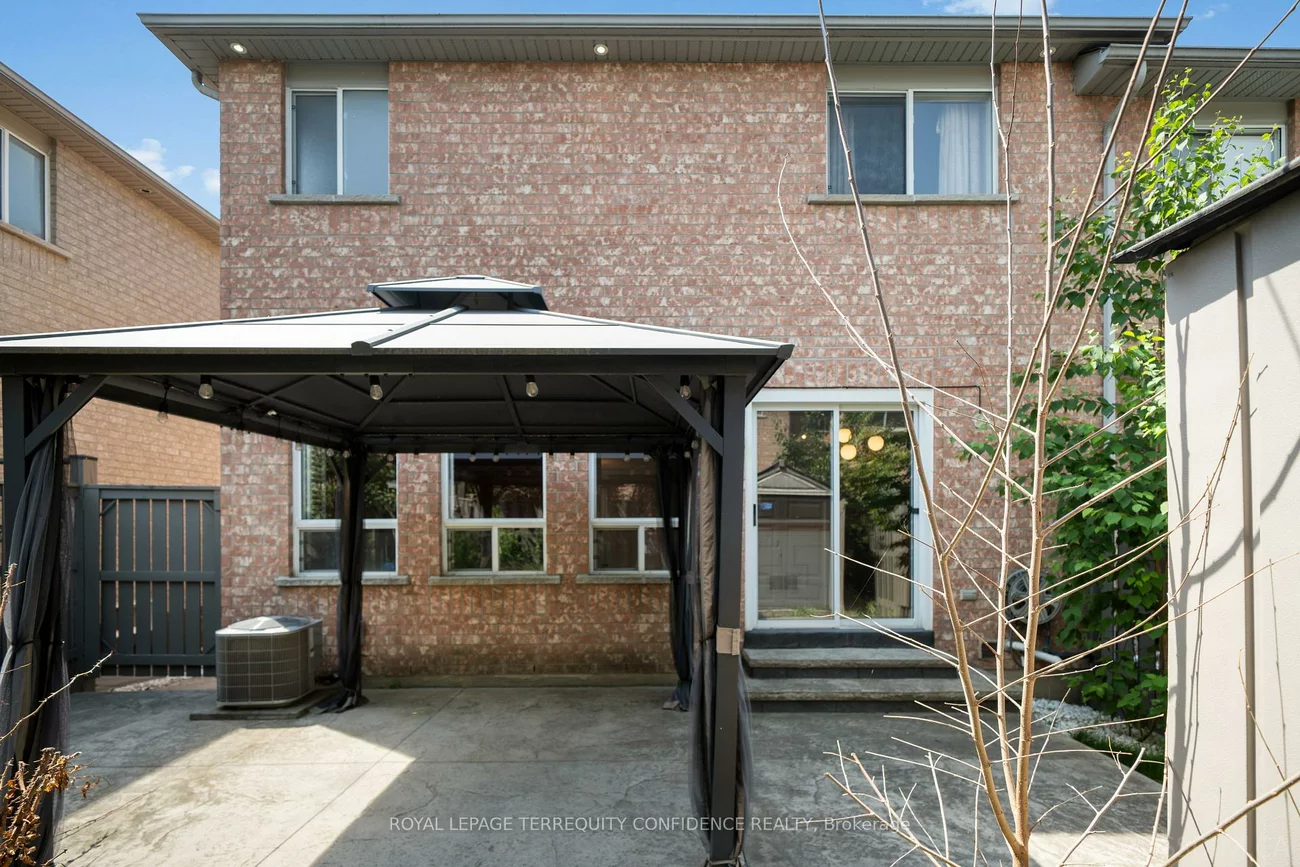 131, Laurelhurst, Vellore Village, Vaughan