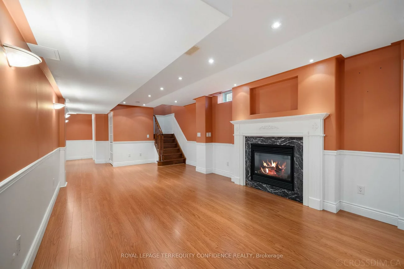 131, Laurelhurst, Vellore Village, Vaughan