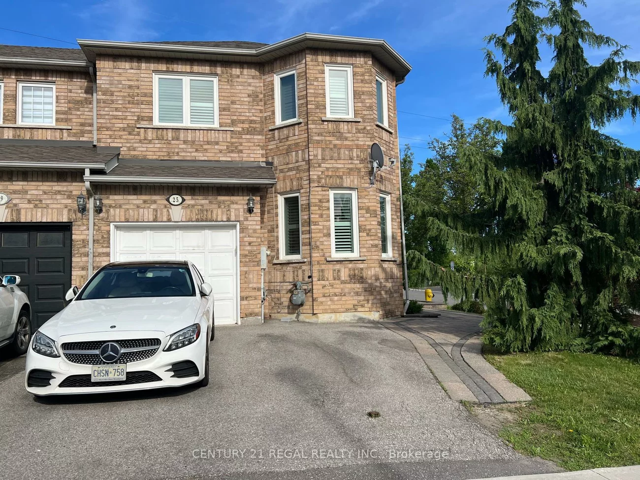 25, Monte Carlo, Sonoma Heights, Vaughan