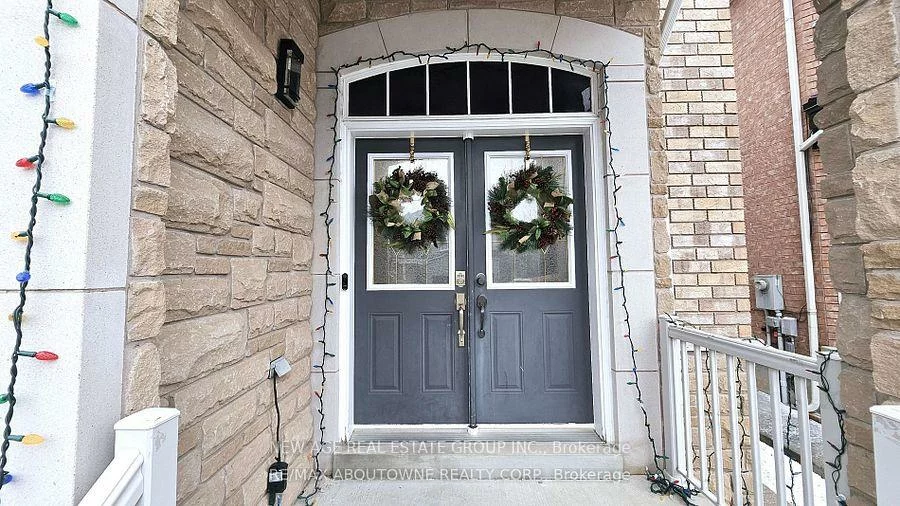 42, Ozner, Vellore Village, Vaughan