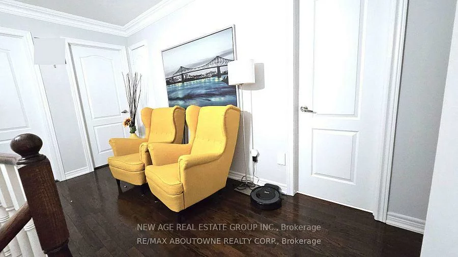 42, Ozner, Vellore Village, Vaughan