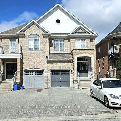 42, Ozner, Vellore Village, Vaughan