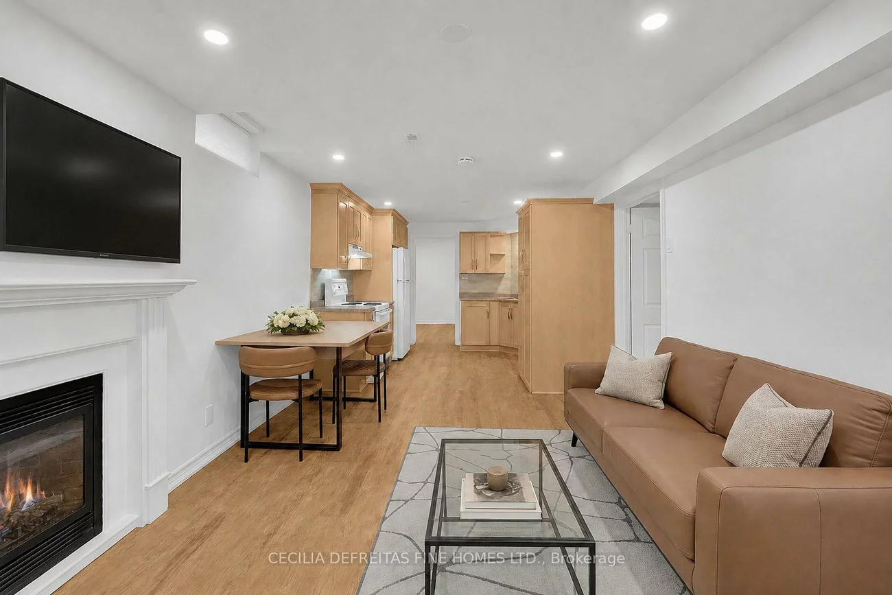 40, Venetian, East Woodbridge, Vaughan