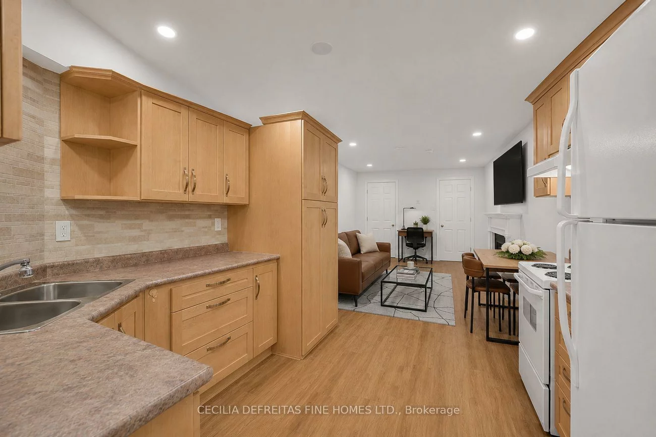 40, Venetian, East Woodbridge, Vaughan
