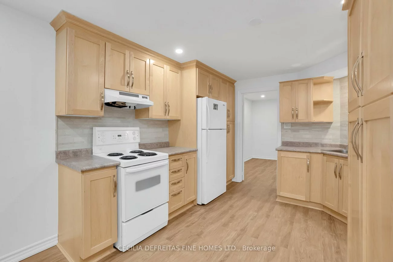 40, Venetian, East Woodbridge, Vaughan