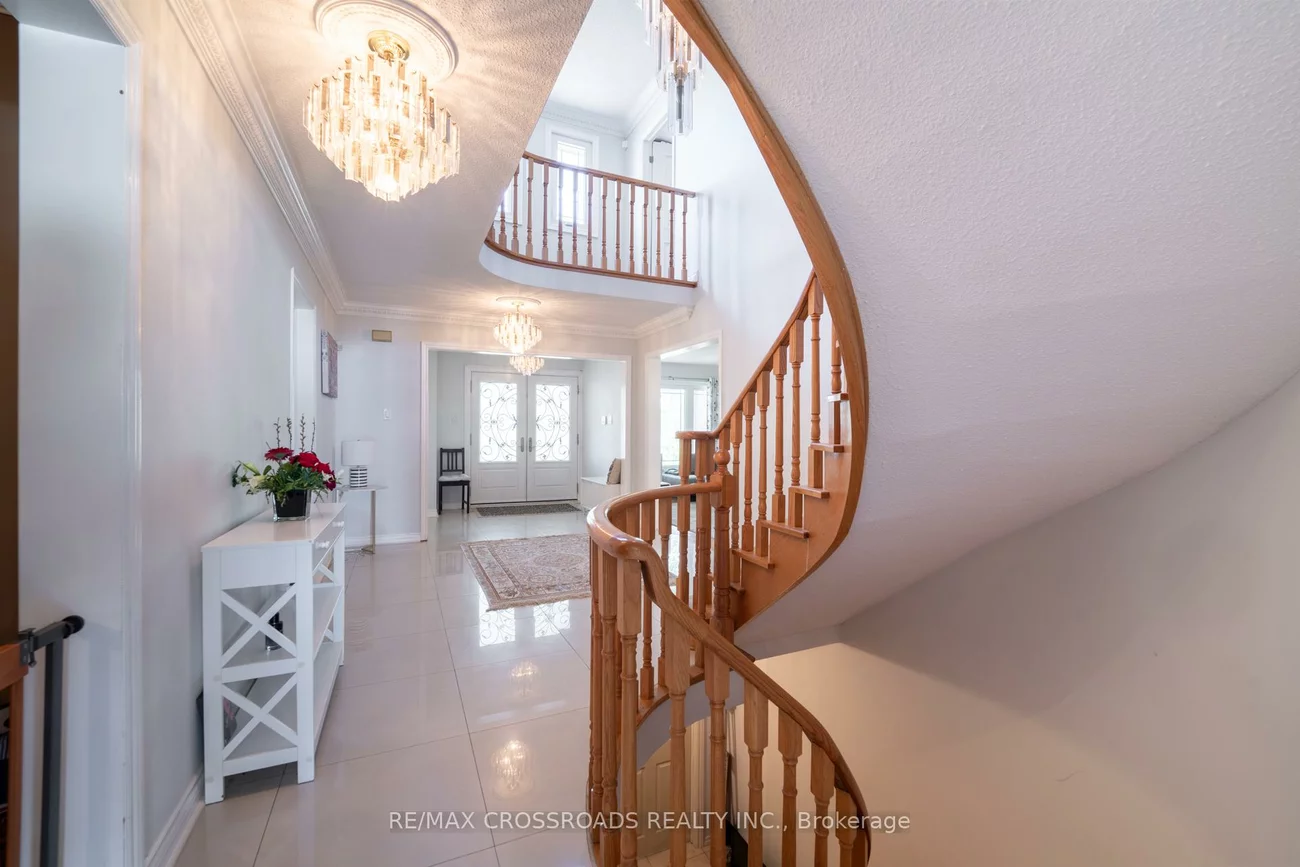 169, Morning Star, West Woodbridge, Vaughan