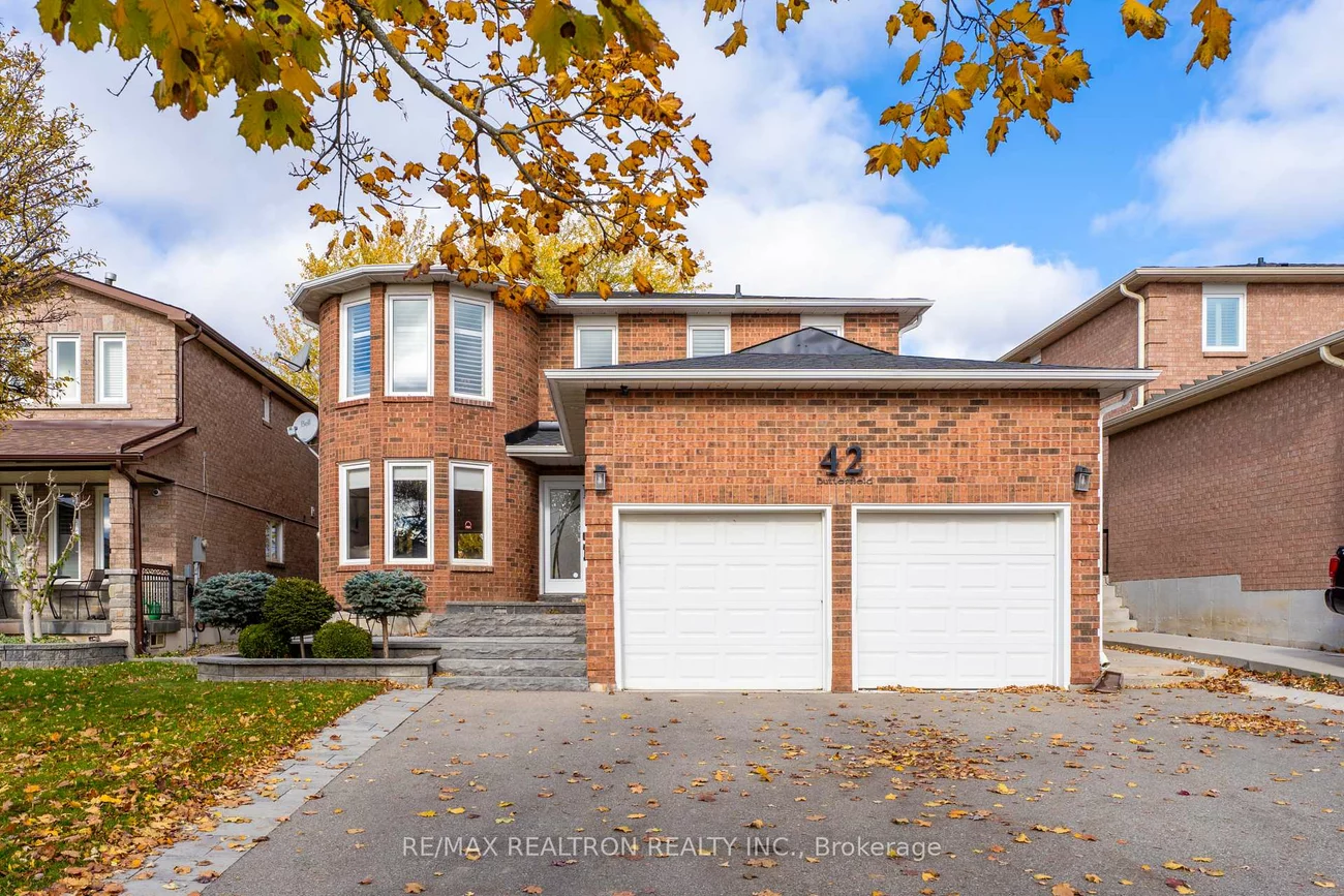 42, Butterfield, Maple, Vaughan