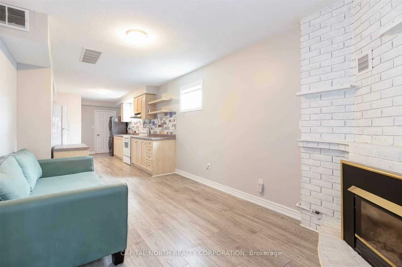 2, Imperial, East Woodbridge, Vaughan