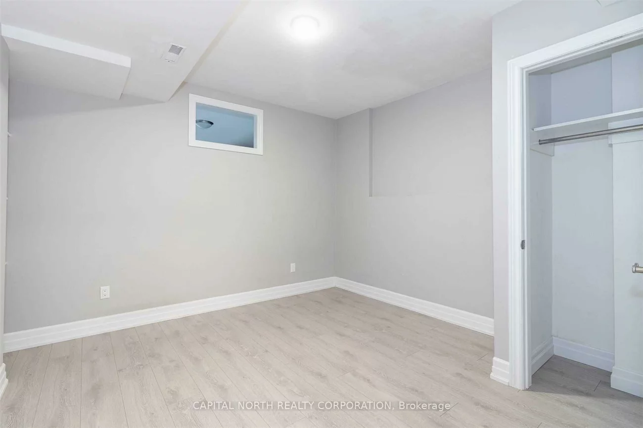 2, Imperial, East Woodbridge, Vaughan