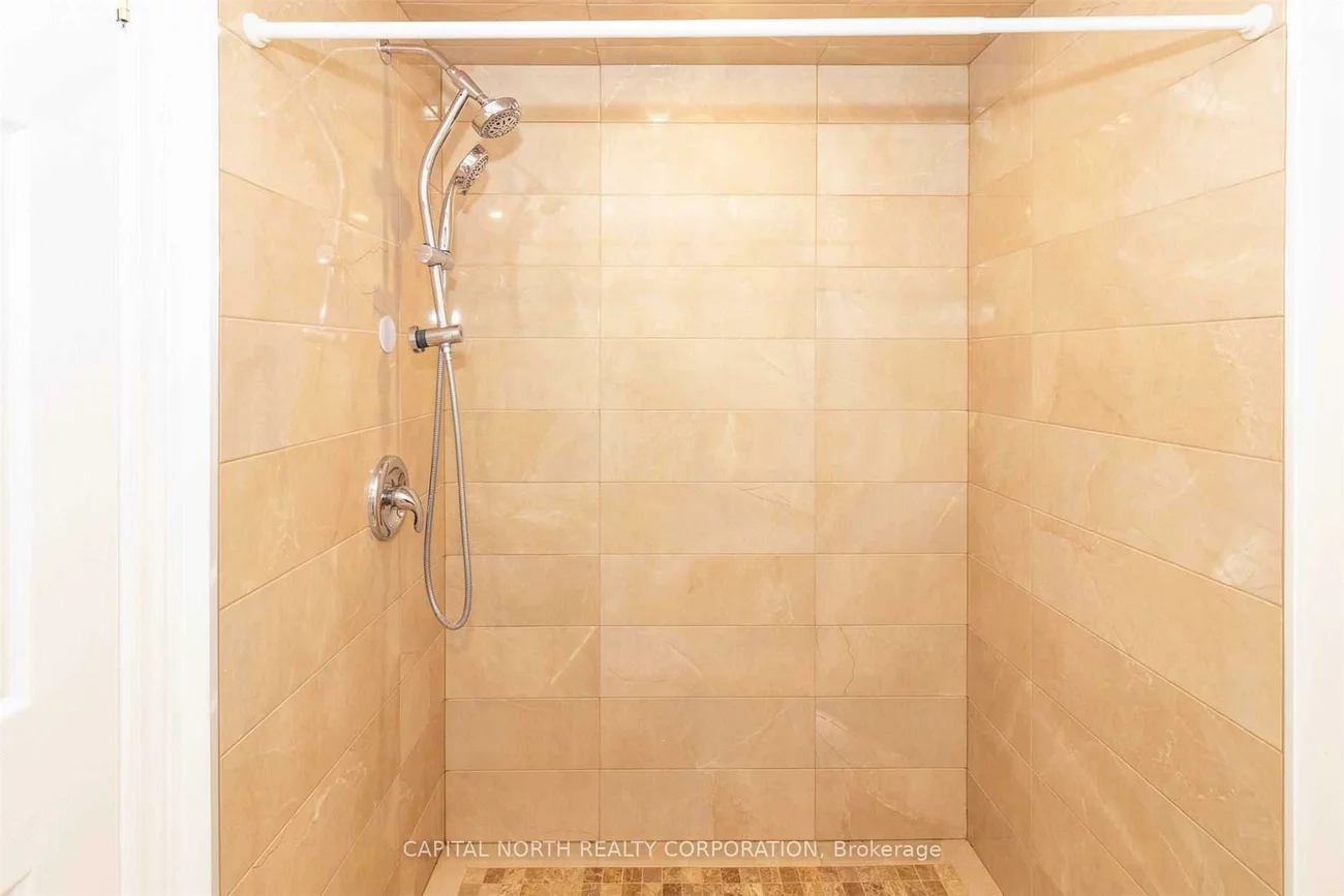 2, Imperial, East Woodbridge, Vaughan