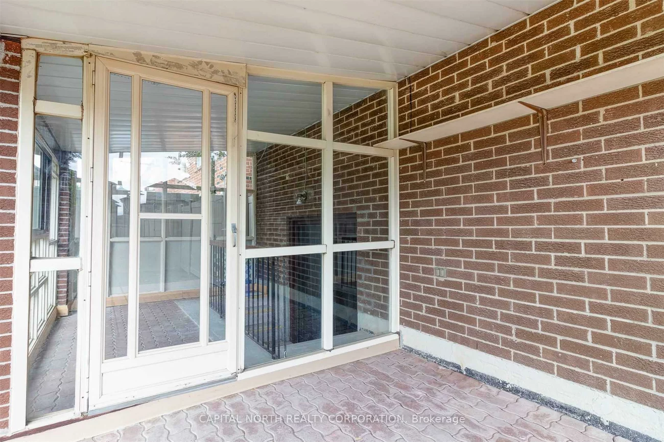 2, Imperial, East Woodbridge, Vaughan
