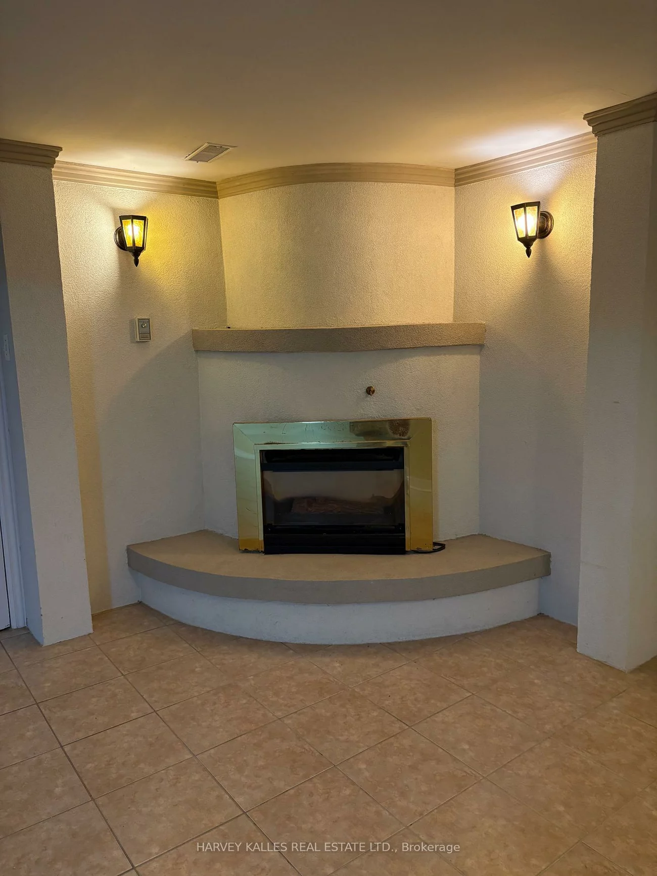 72, Button, West Woodbridge, Vaughan