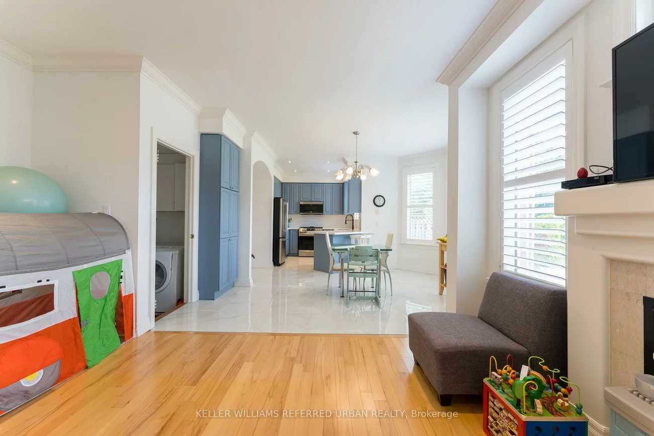 25, Ocean, Vellore Village, Vaughan