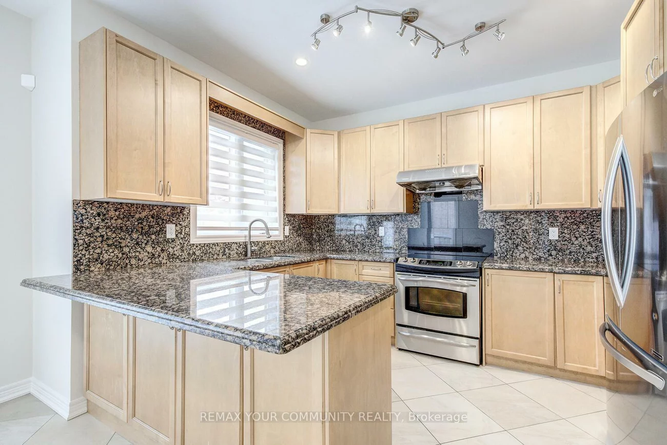 76, Ivy Glen, Patterson, Vaughan