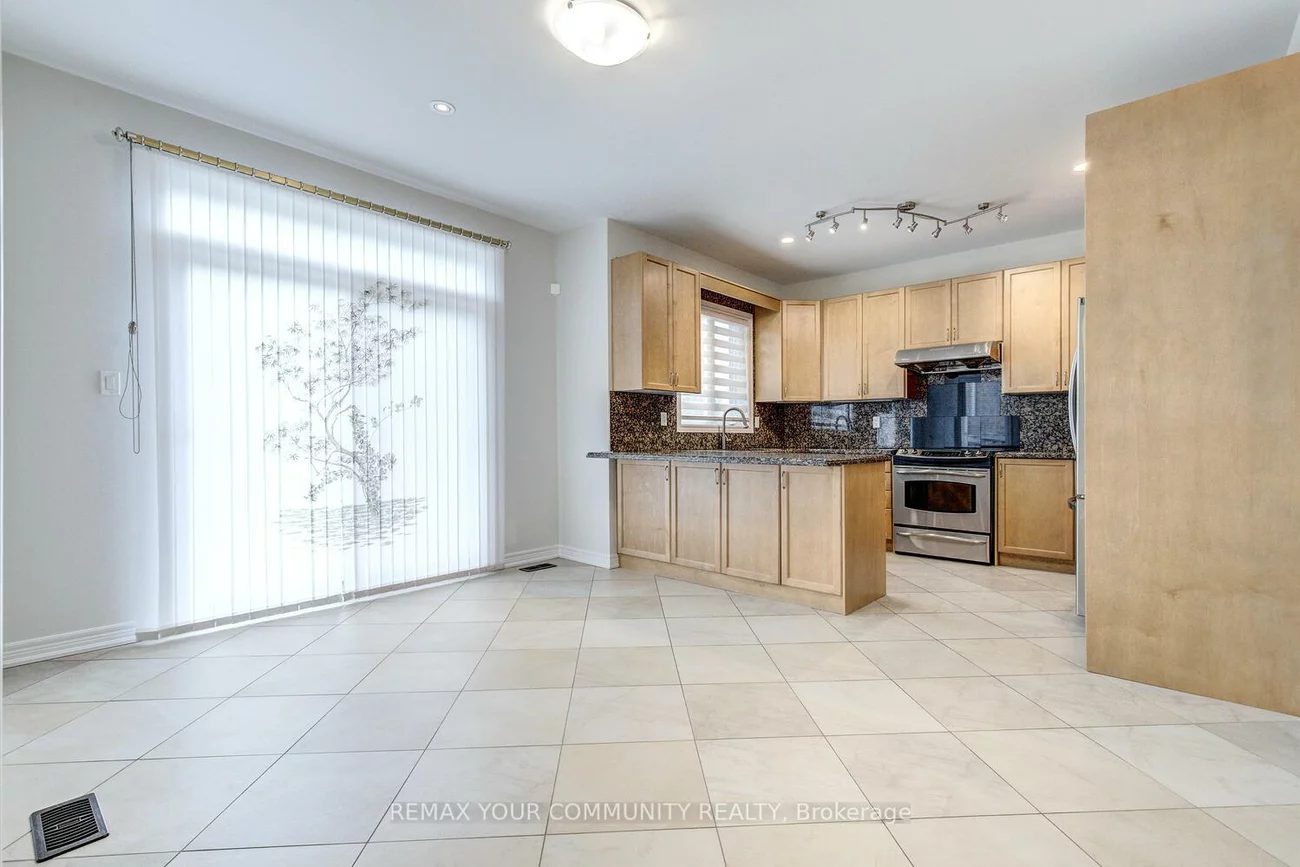76, Ivy Glen, Patterson, Vaughan