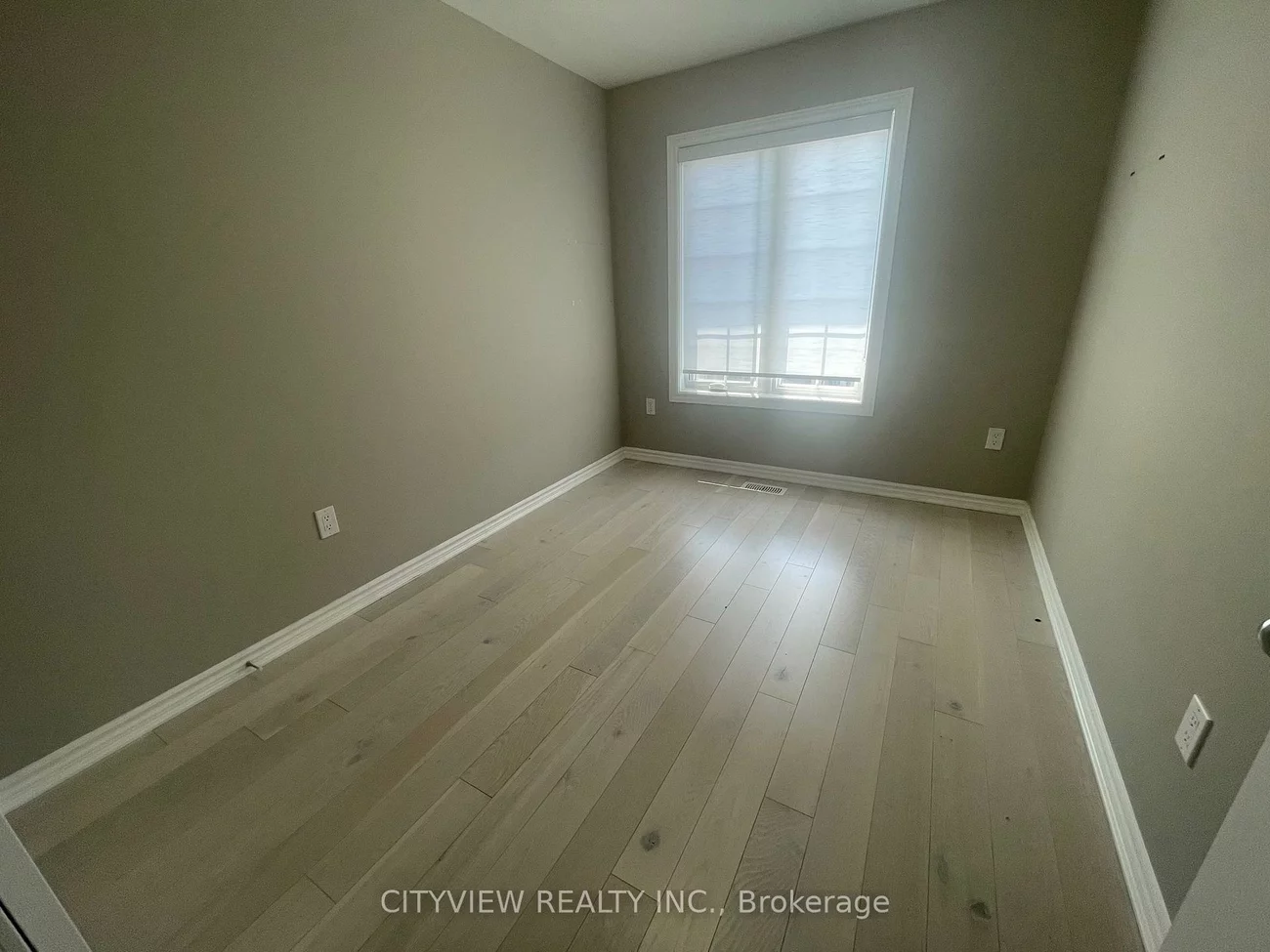 90, Sandwell, Vellore Village, Vaughan