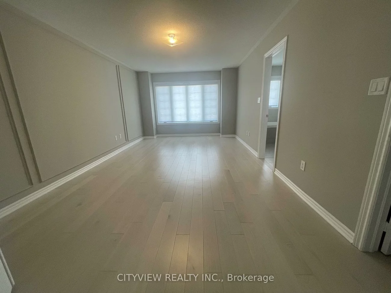 90, Sandwell, Vellore Village, Vaughan