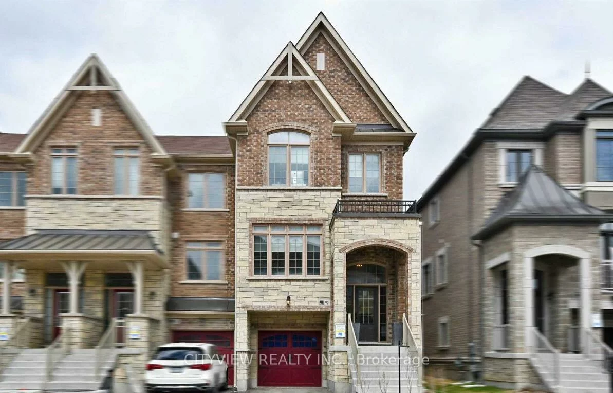 90, Sandwell, Vellore Village, Vaughan