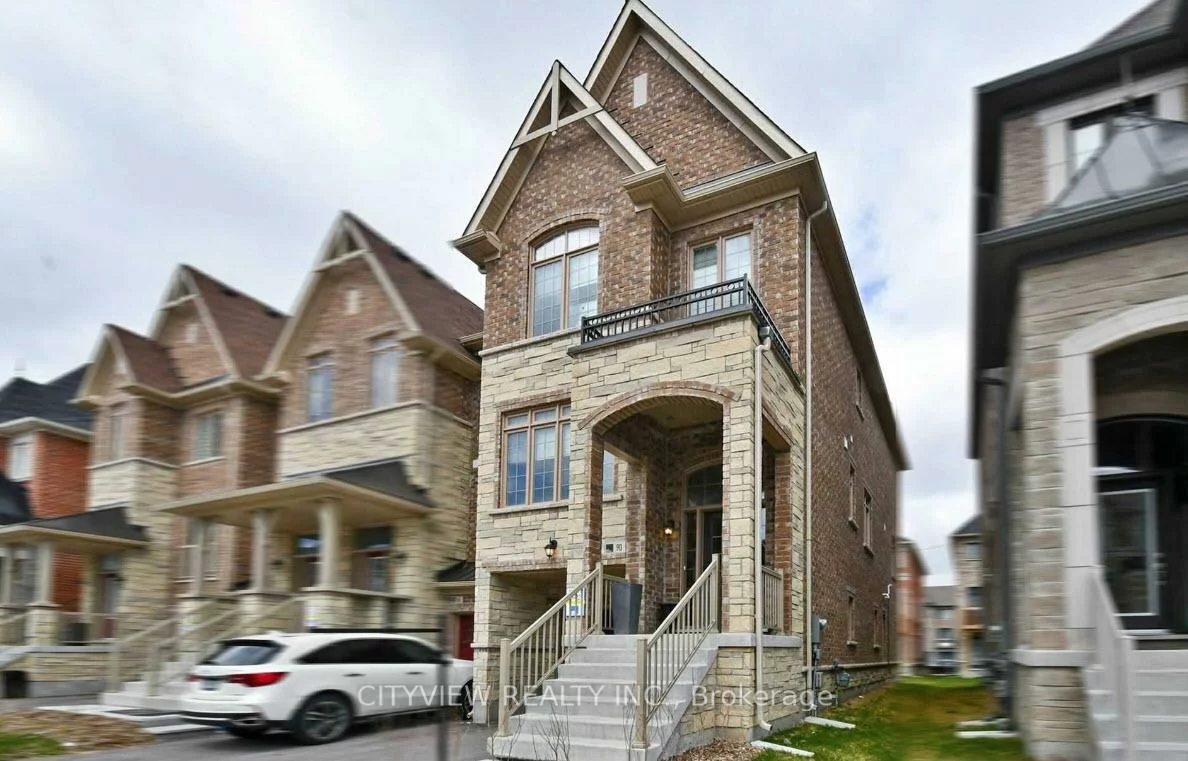 90, Sandwell, Vellore Village, Vaughan